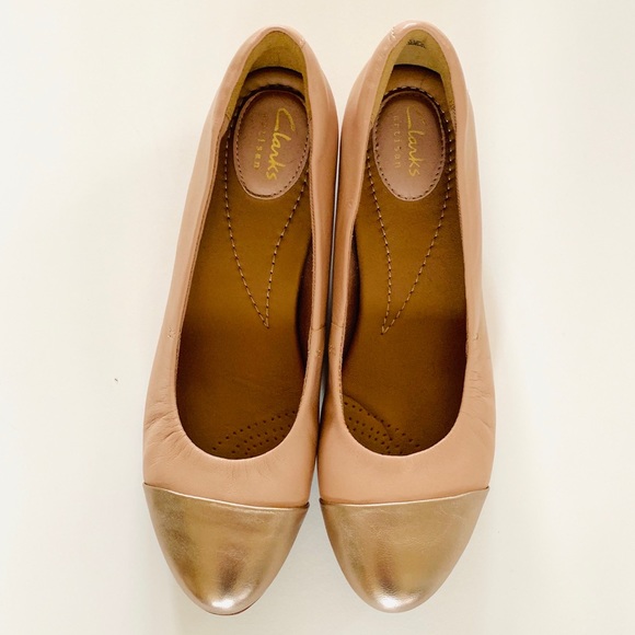 clarks flats gold